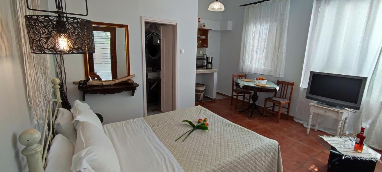 Dream Catcher Studio Skopelos Town Bagian luar foto