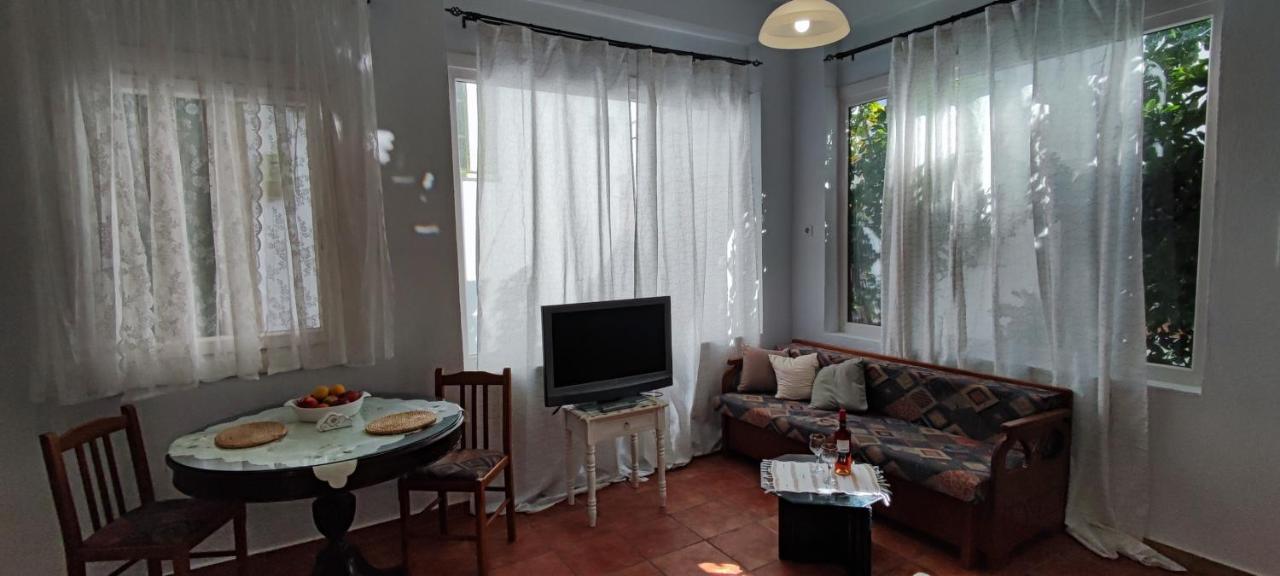 Dream Catcher Studio Skopelos Town Bagian luar foto